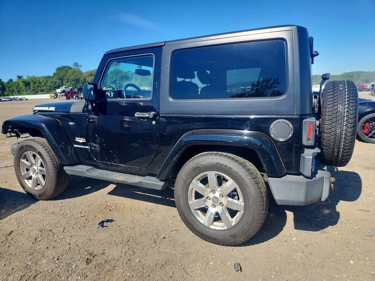 2015 JEEP WRANGLER SAHARA — снимка 2