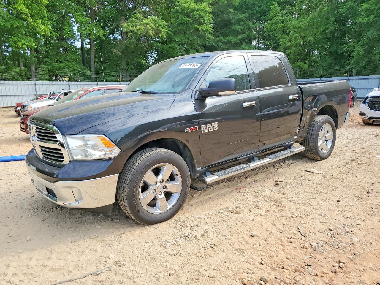 2016 RAM 1500 SLT
