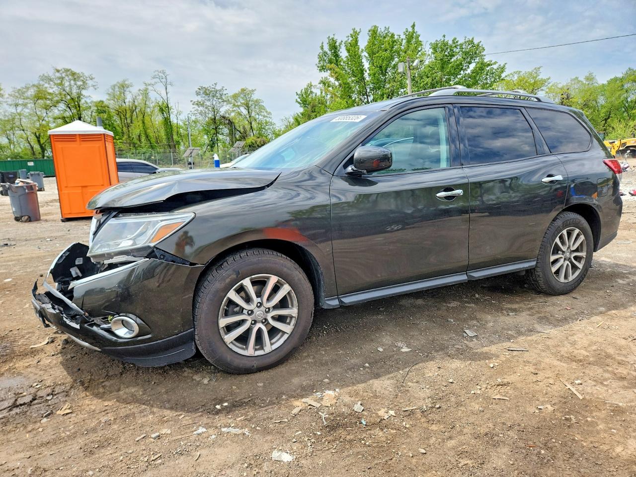 2015 NISSAN PATHFINDER SV