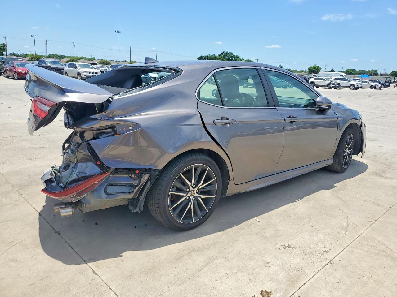 2023 TOYOTA CAMRY SE — снимка 3