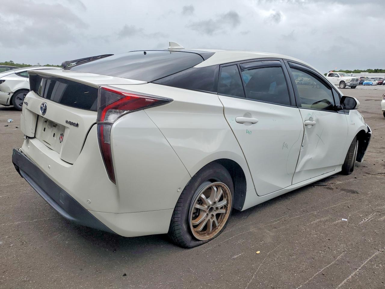 2018 TOYOTA PRIUS FOUR — снимка 3