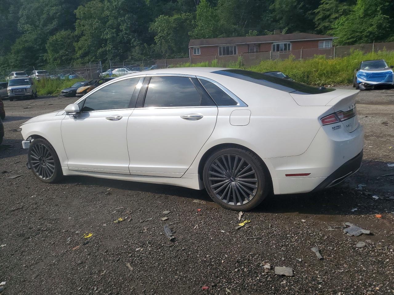 2017 LINCOLN MKZ HYBRID RESERVE — снимка 2