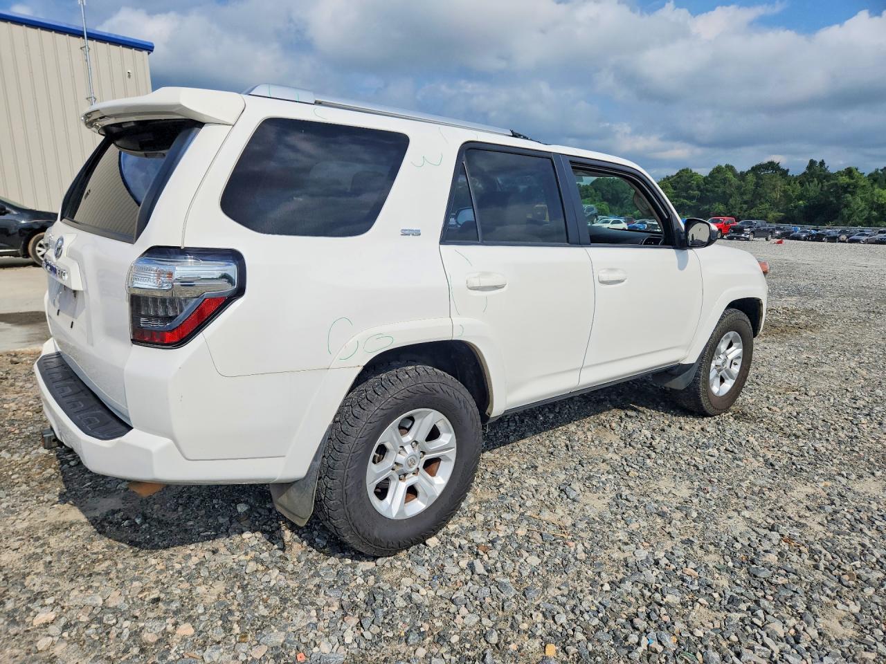 2016 TOYOTA 4RUNNER SR5 — снимка 3