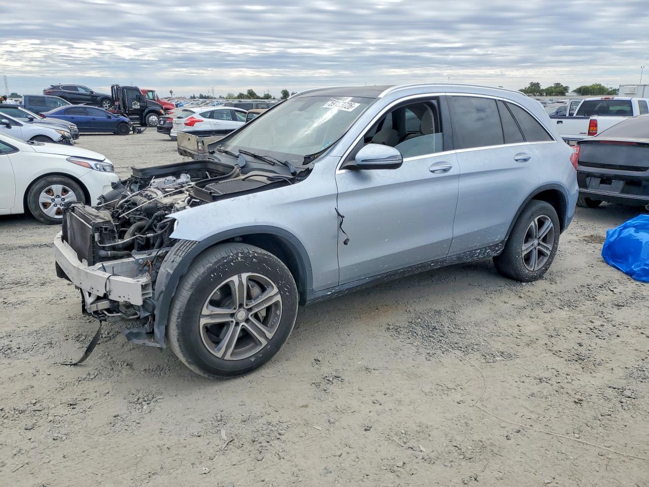 2016 MERCEDES-BENZ GLC 300