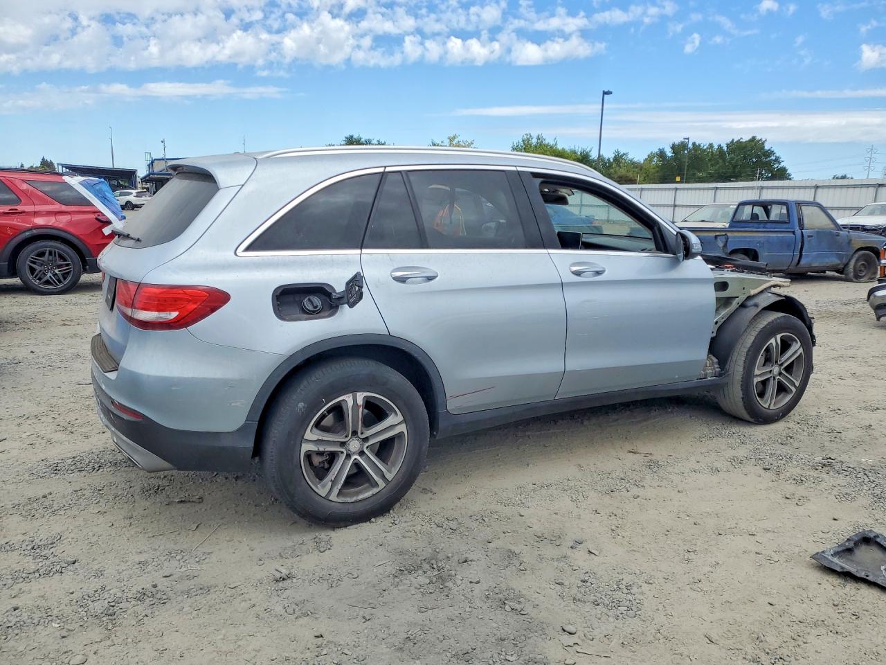 2016 MERCEDES-BENZ GLC 300 — снимка 3