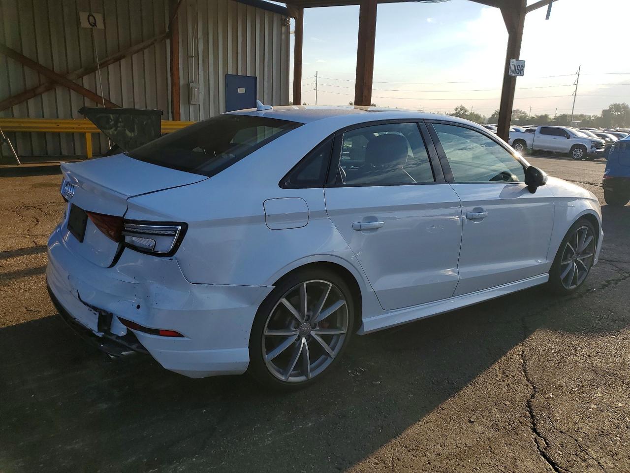 2018 AUDI S3 PREMIUM PLUS — снимка 3