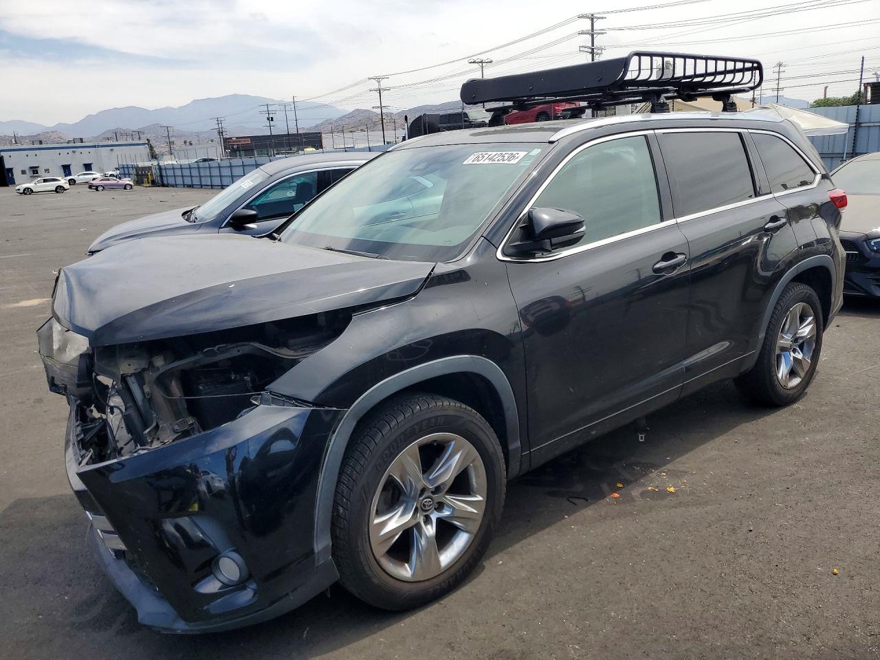 2017 TOYOTA HIGHLANDER LIMITED