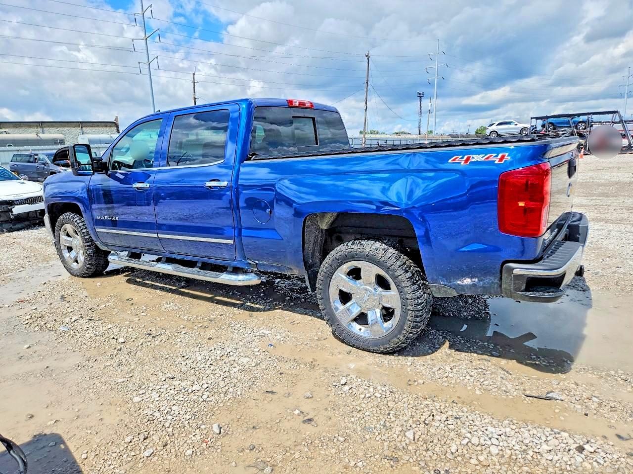 2017 CHEVROLET SILVERADO K1500 LTZ — снимка 2