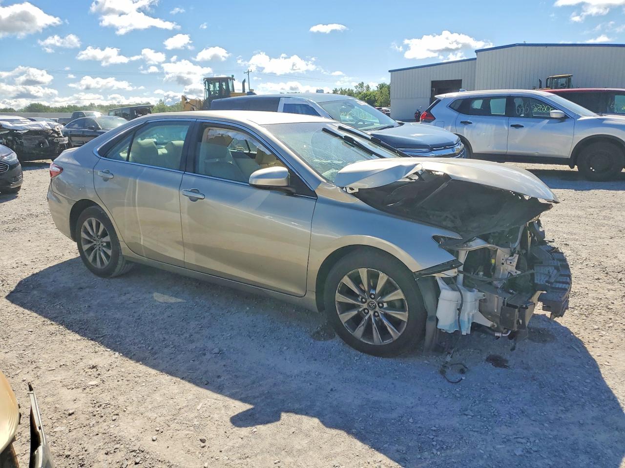 2016 TOYOTA CAMRY XLE — снимка 4