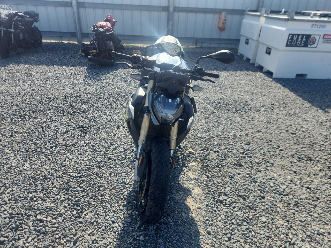 2024 BMW S 1000 R — снимка 2