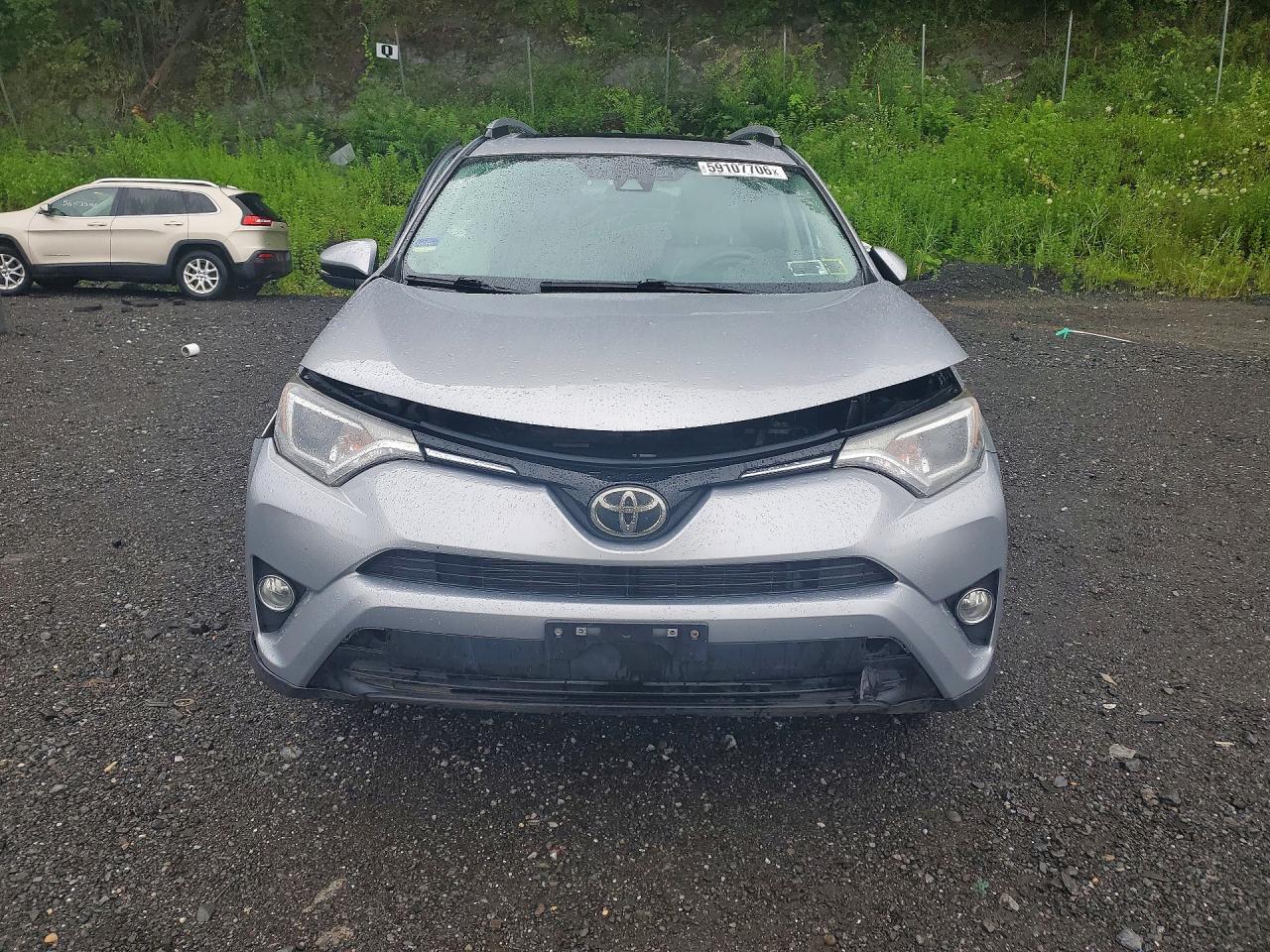 2017 TOYOTA RAV4 XLE — снимка 5