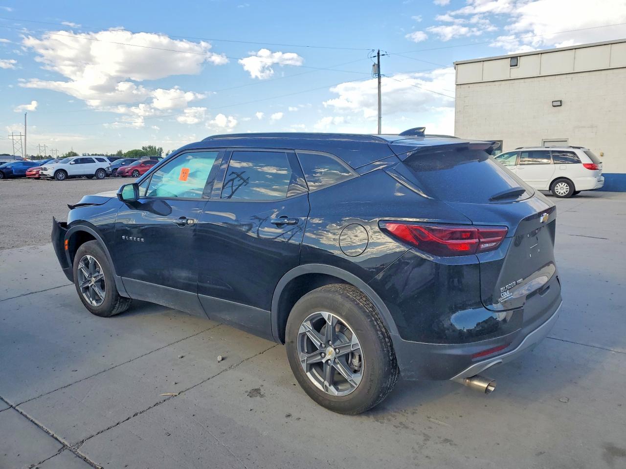 2023 CHEVROLET BLAZER 2LT — снимка 2