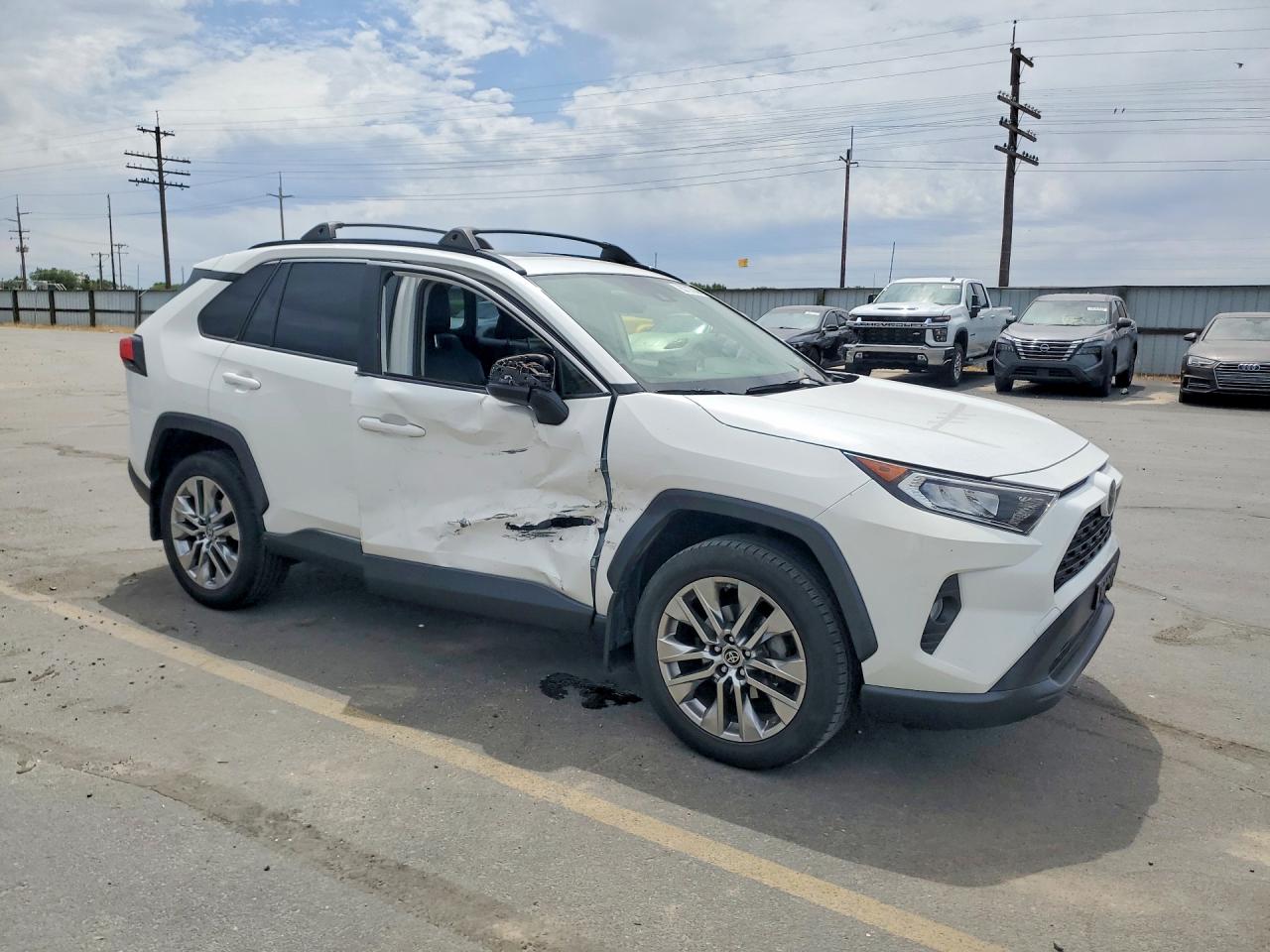 2019 TOYOTA RAV4 XLE PREMIUM — снимка 4