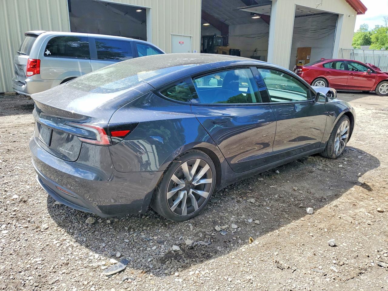 2024 TESLA 3 — снимка 3