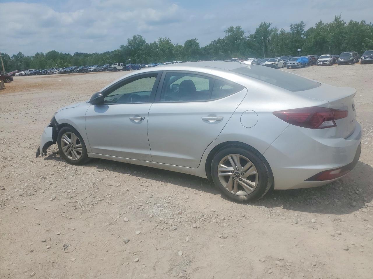 2019 HYUNDAI ELANTRA SEL — снимка 2