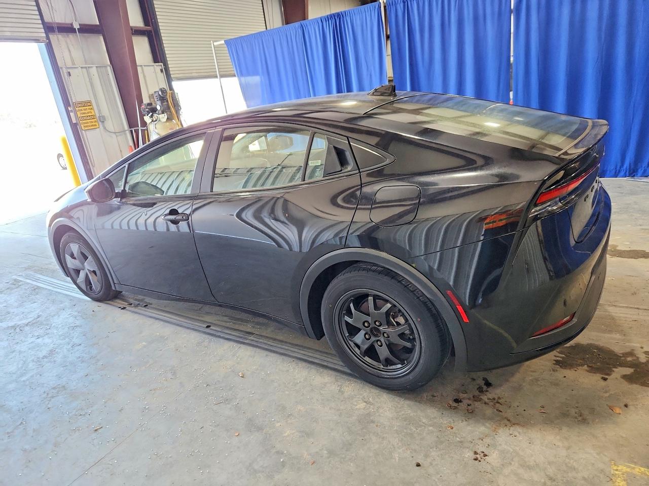 2024 TOYOTA PRIUS LE — снимка 2