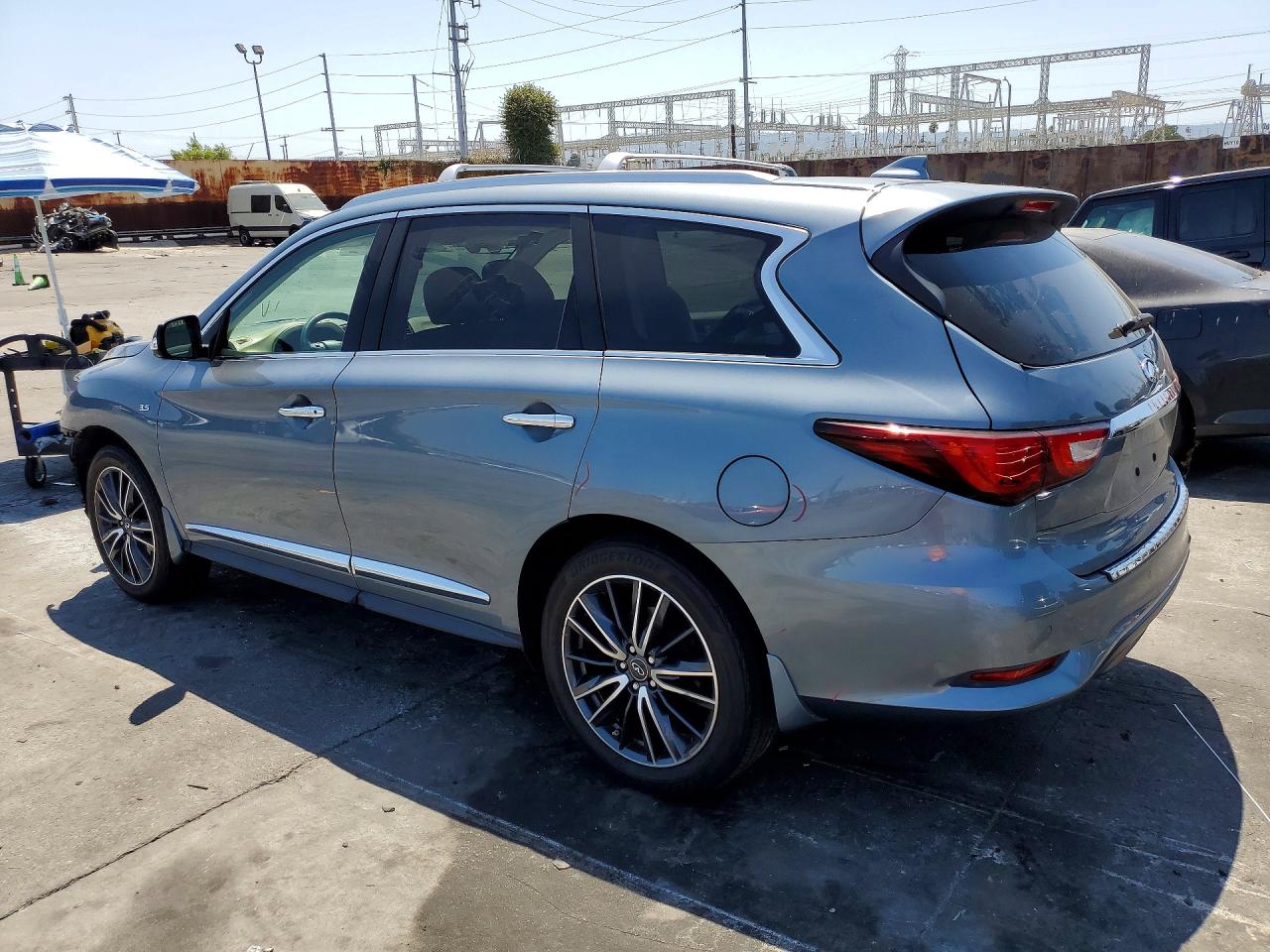 2017 INFINITI QX60 BASE — снимка 2