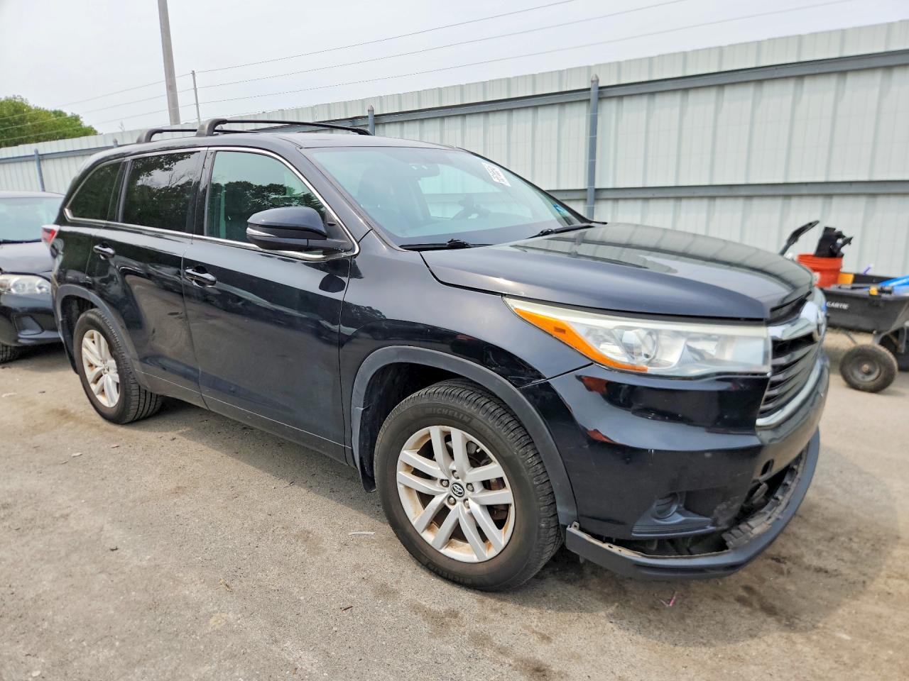 2016 TOYOTA HIGHLANDER LE — снимка 4