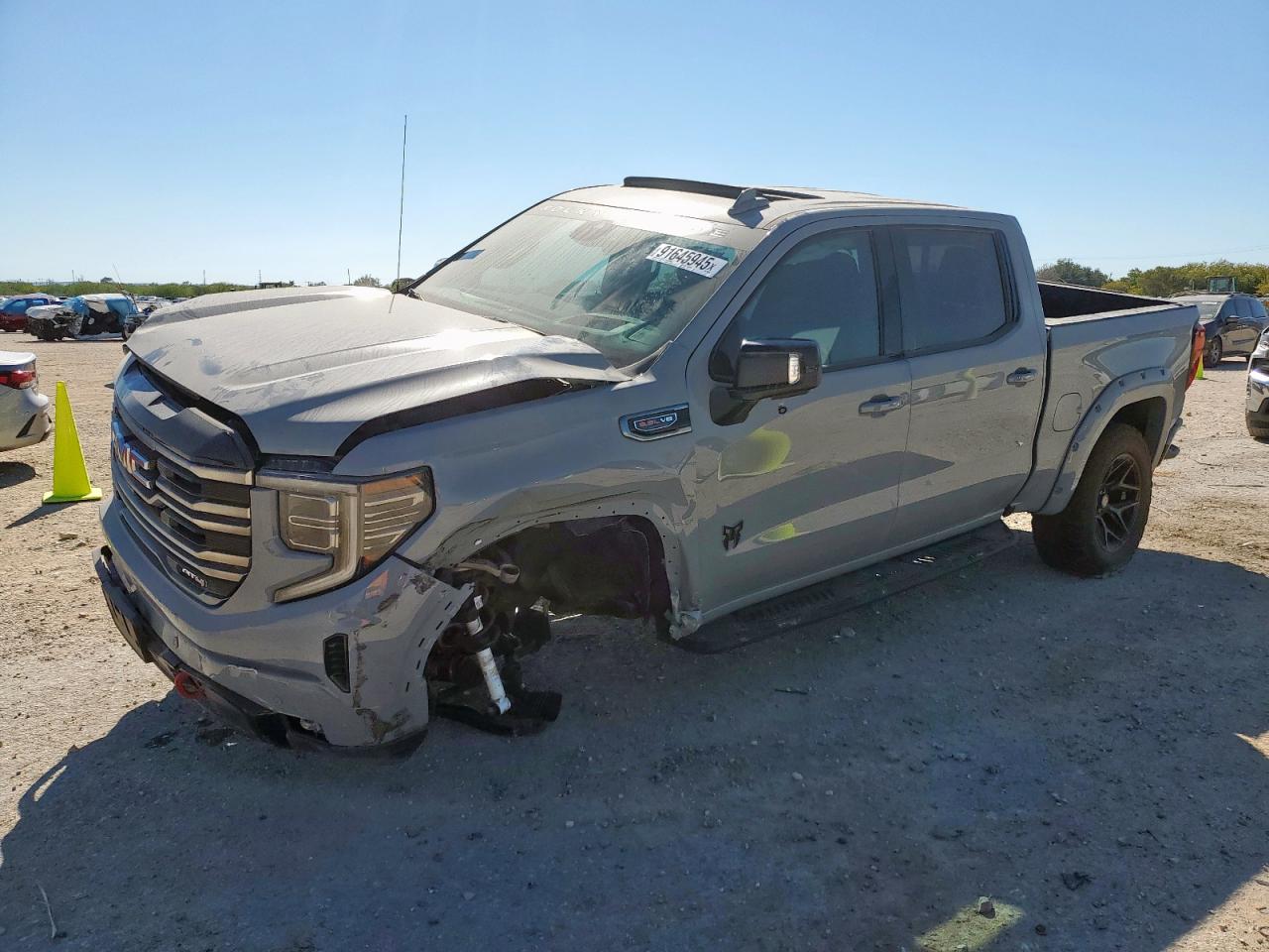 2025 GMC SIERRA K1500 AT4