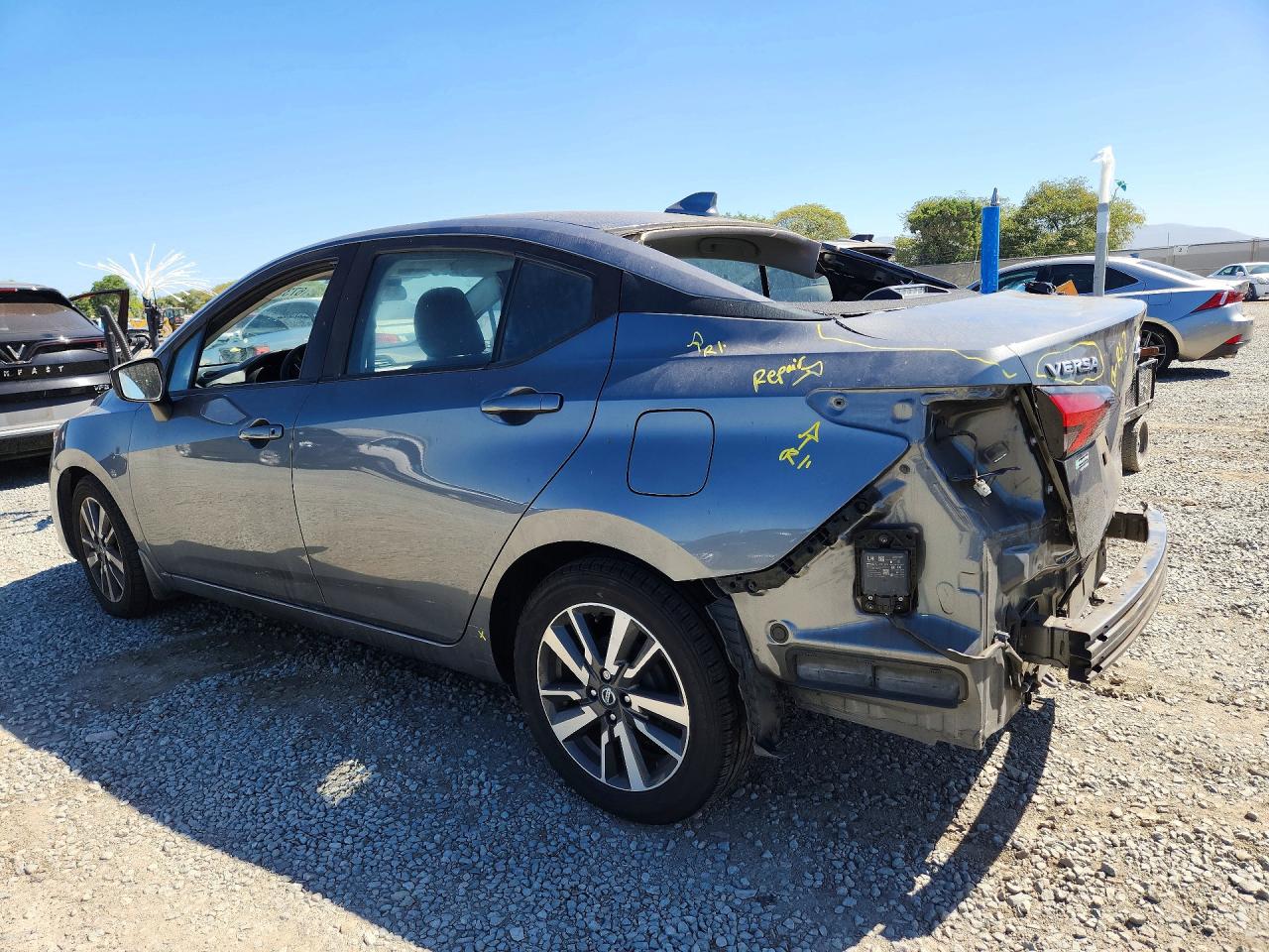 2022 NISSAN VERSA SV — снимка 2