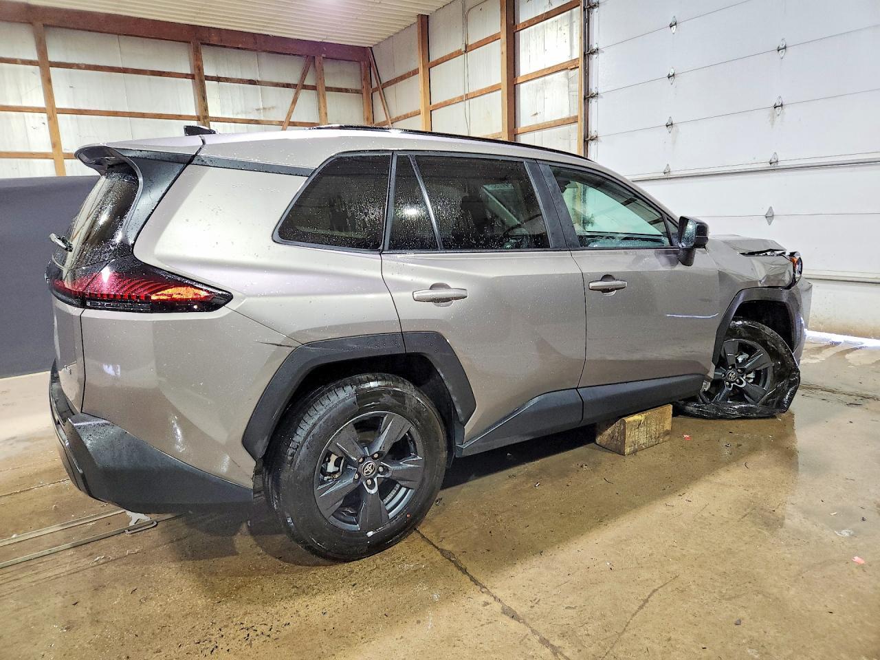 2026 TOYOTA RAV4 LE — photo 3