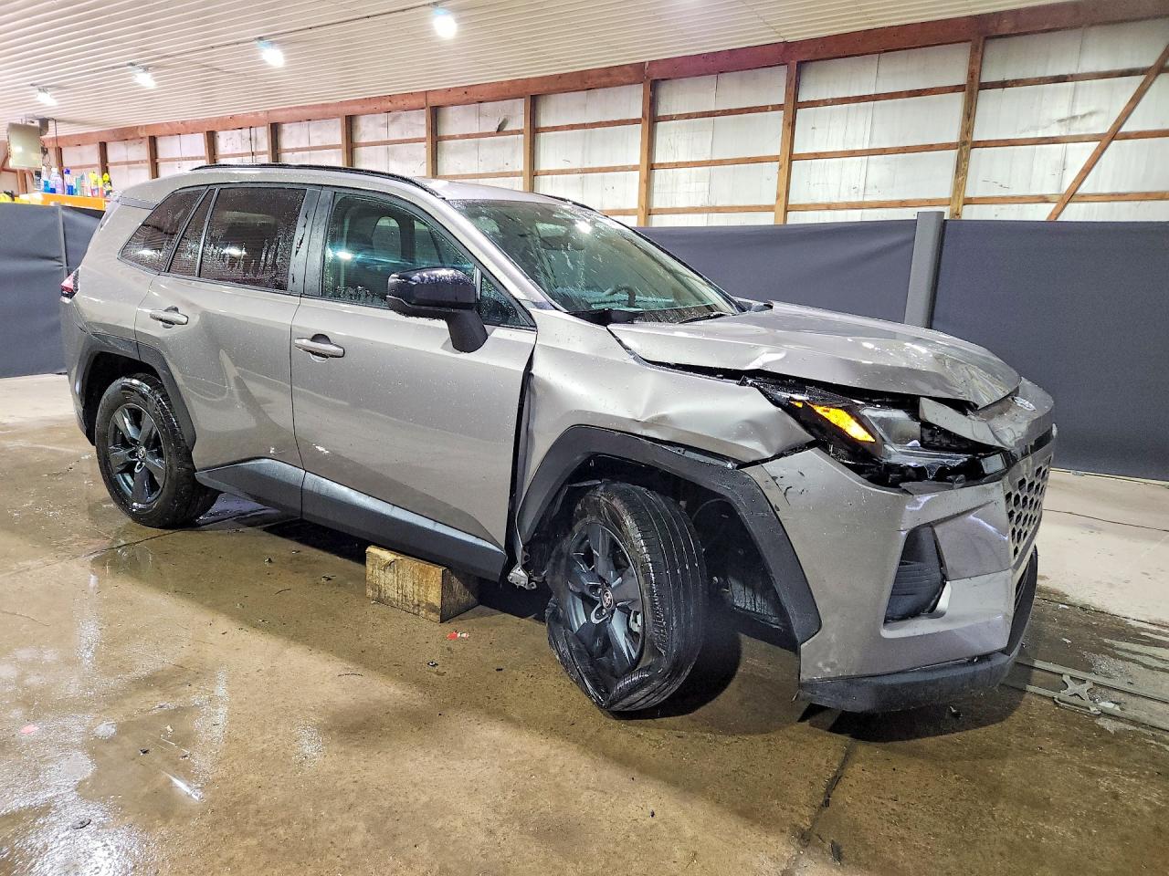 2026 TOYOTA RAV4 LE — photo 4