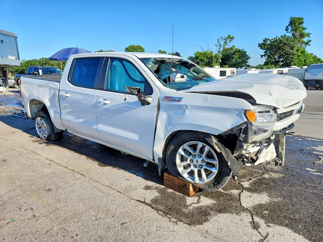 2023 CHEVROLET SILVERADO K1500 RST — снимка 4