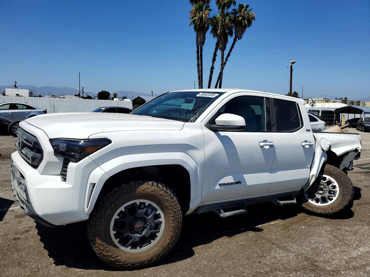 2025 TOYOTA TACOMA SR5