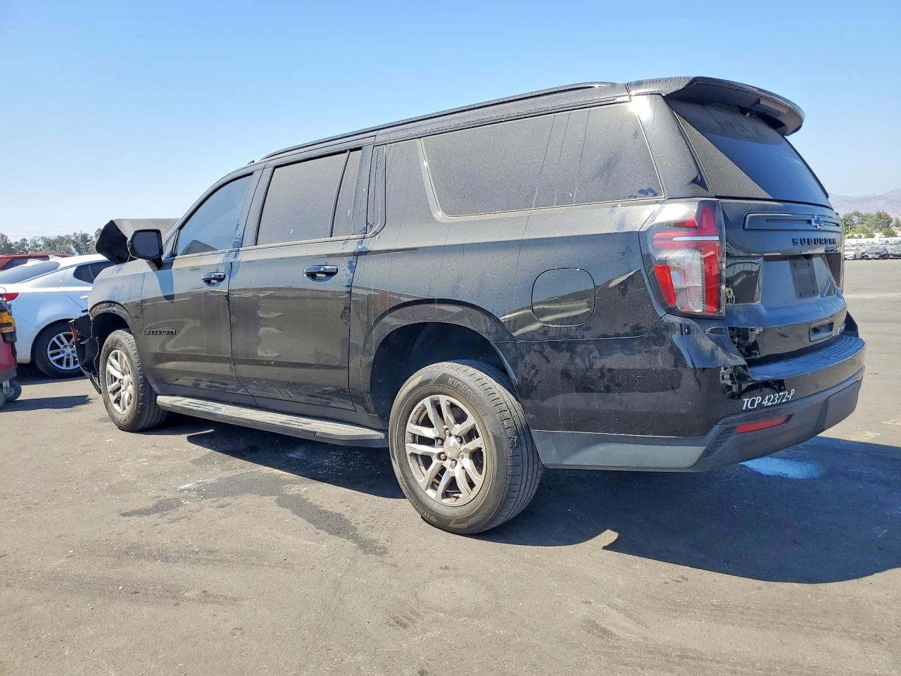2023 CHEVROLET SUBURBAN K1500 RST — снимка 2