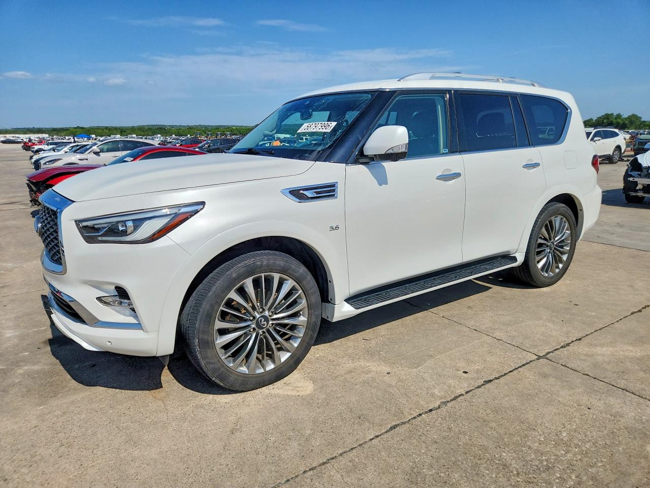 2019 INFINITI QX80 LUXE