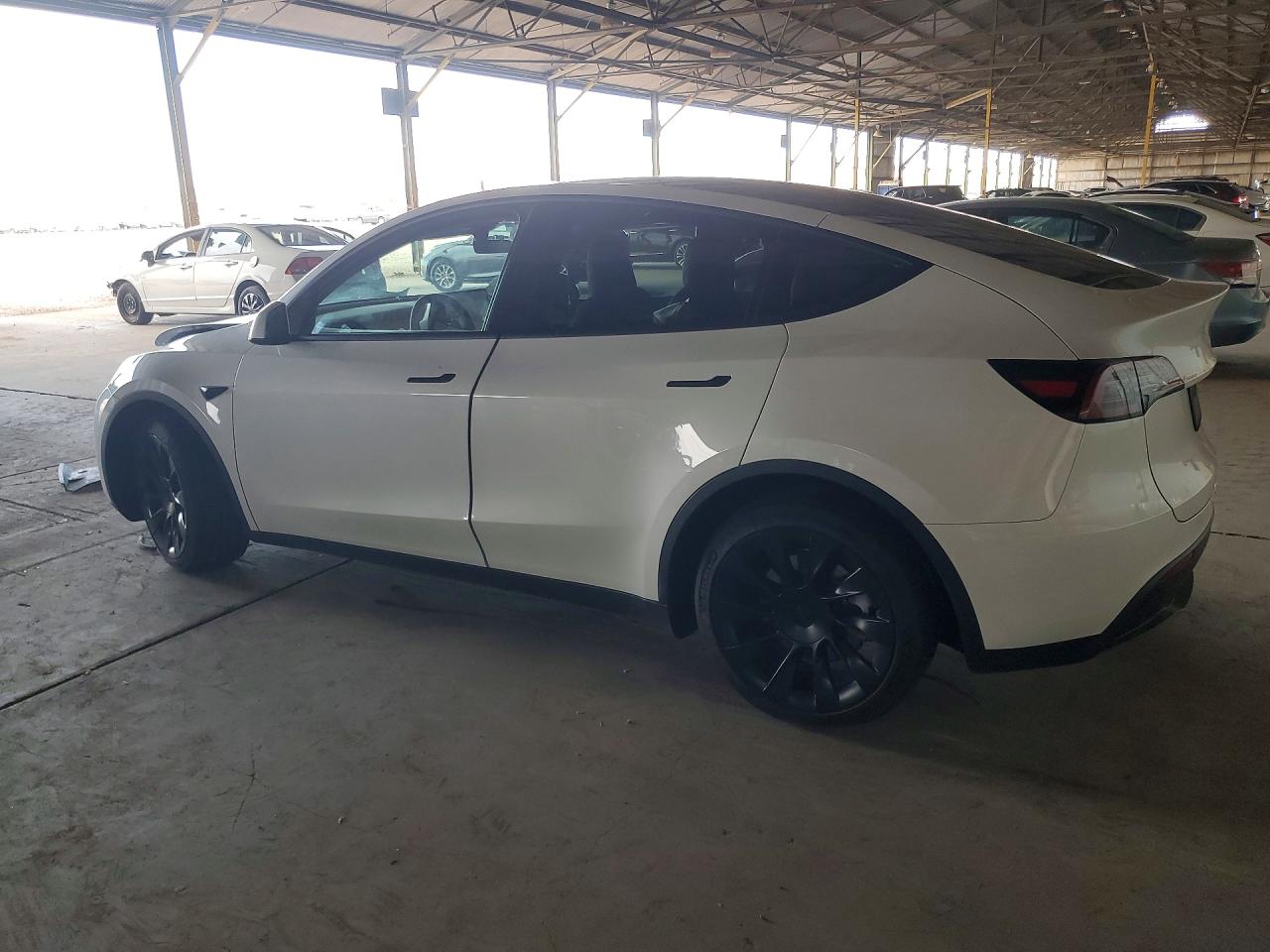 2024 TESLA MODEL Y — снимка 2