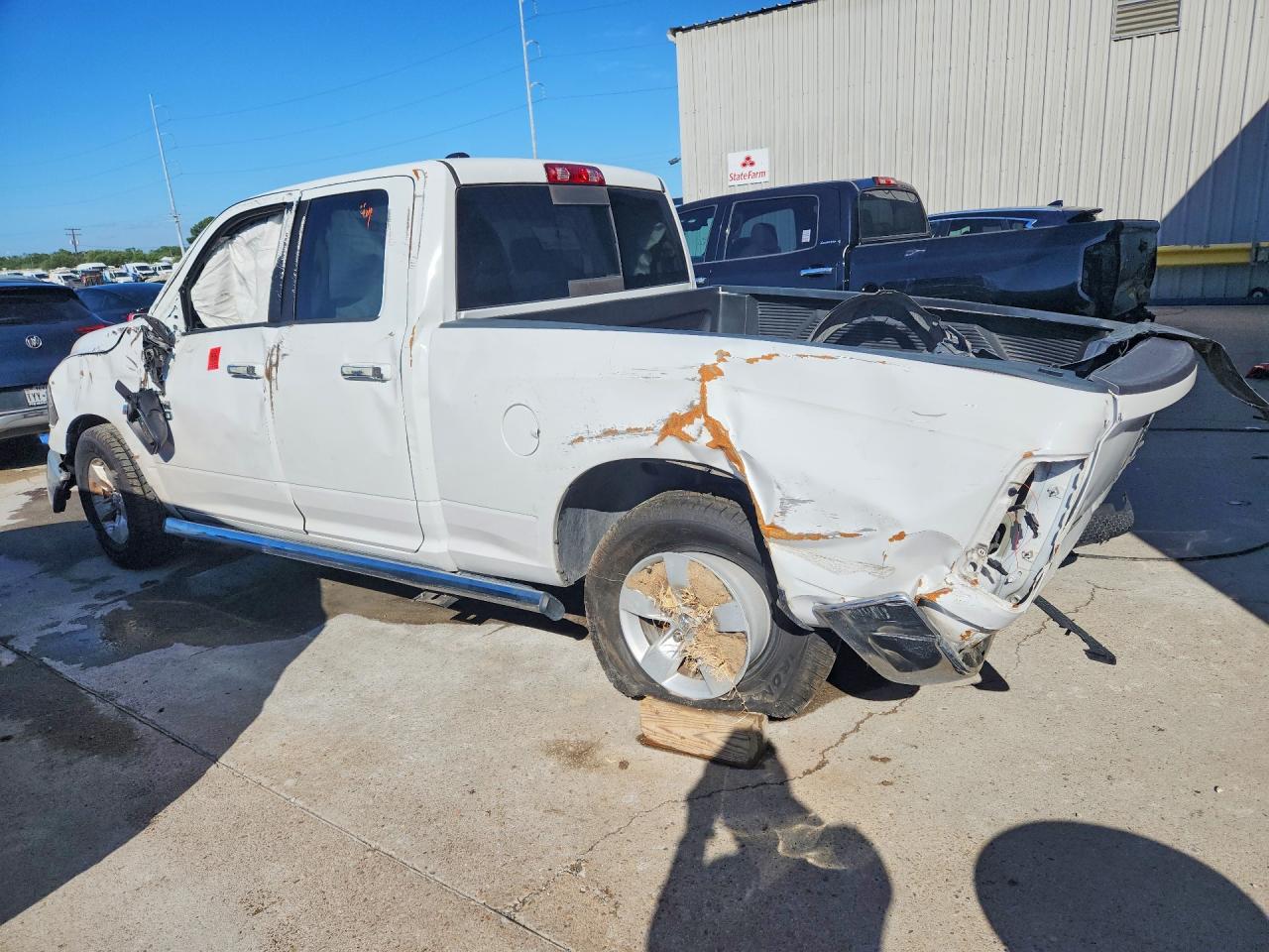 2018 RAM 1500 SLT — снимка 2