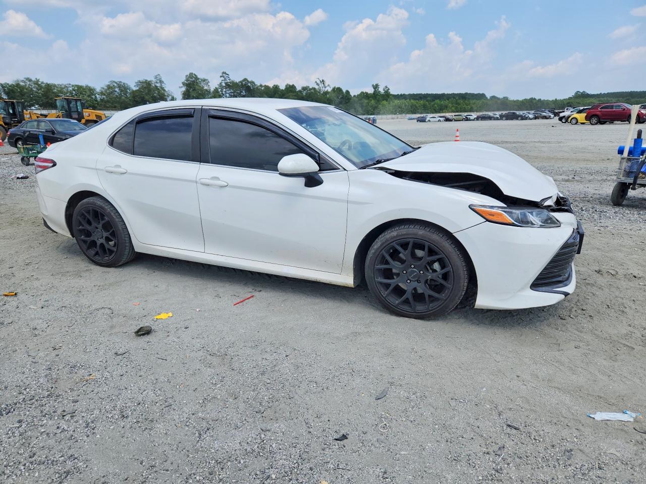 2020 TOYOTA CAMRY LE — снимка 4