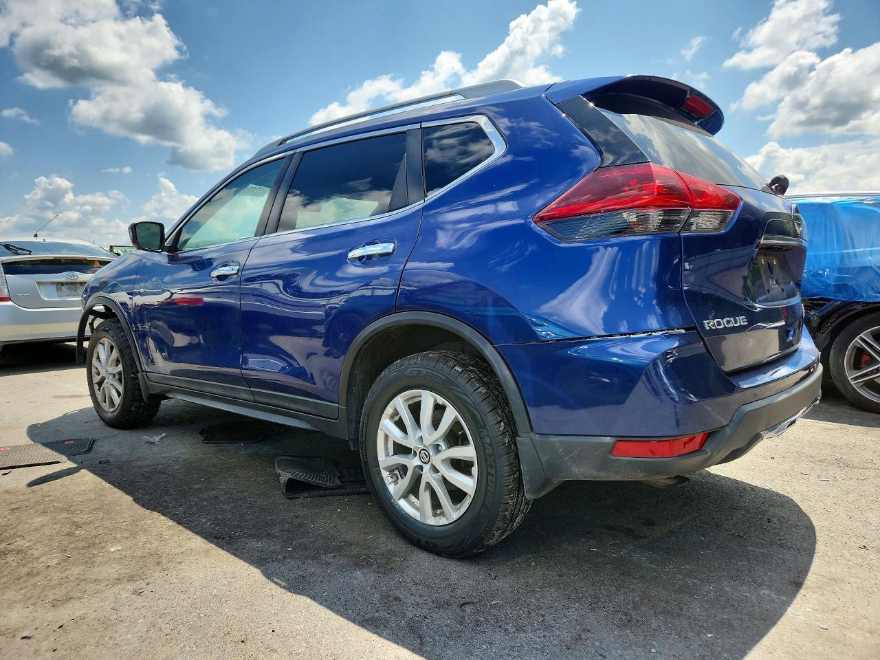 2019 NISSAN ROGUE S — снимка 2