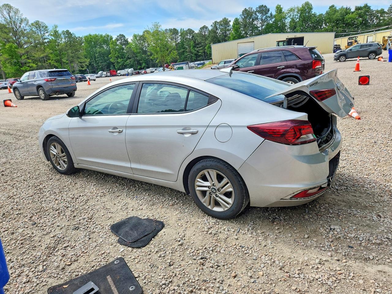 2019 HYUNDAI ELANTRA SEL — снимка 2