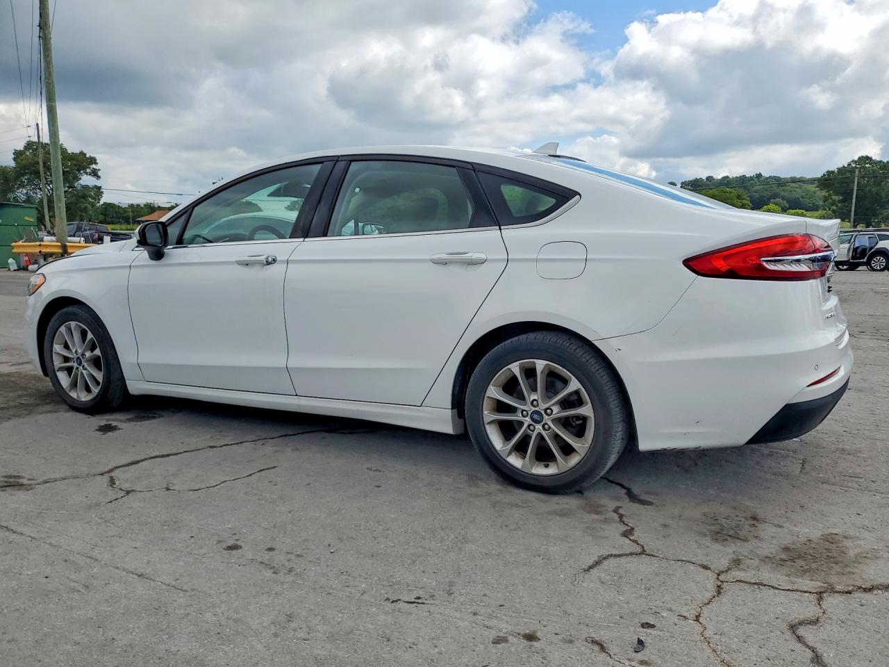 2019 FORD FUSION SE — снимка 2