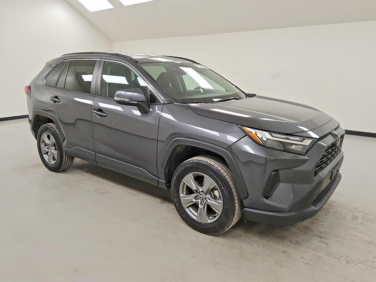 2024 TOYOTA RAV4 XLE — снимка 4