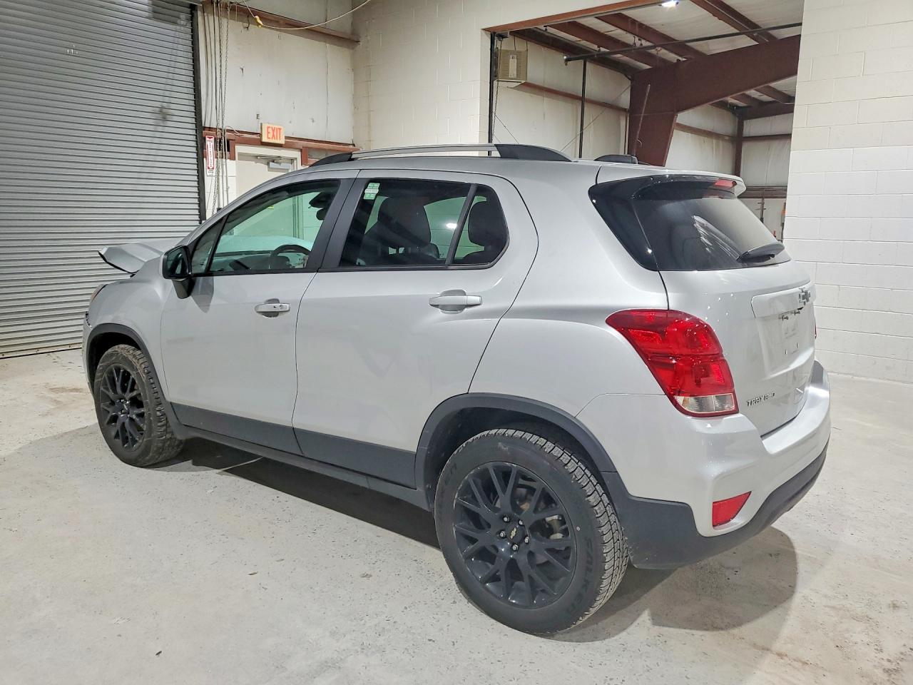 2022 CHEVROLET TRAX 1LT — снимка 2