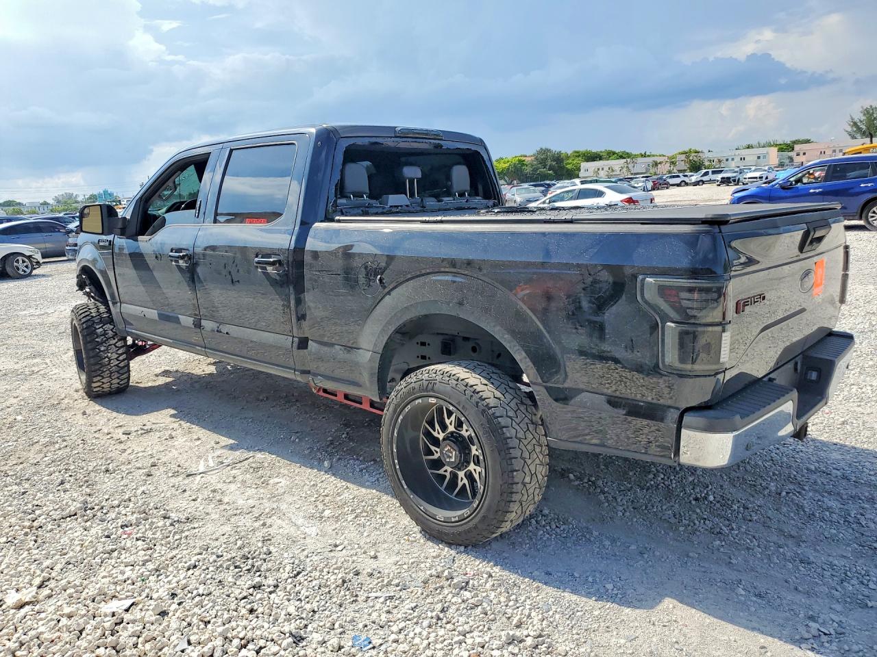 2017 FORD F150 SUPERCREW — снимка 2