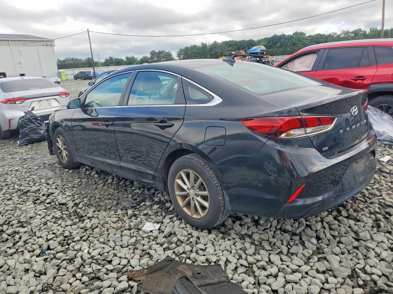 2019 HYUNDAI SONATA SE — снимка 2