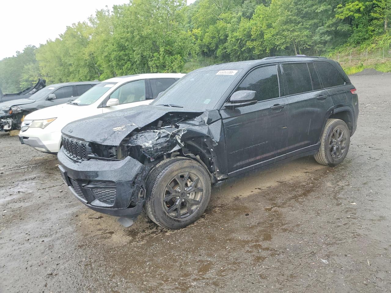 2024 JEEP GRAND CHEROKEE LAREDO