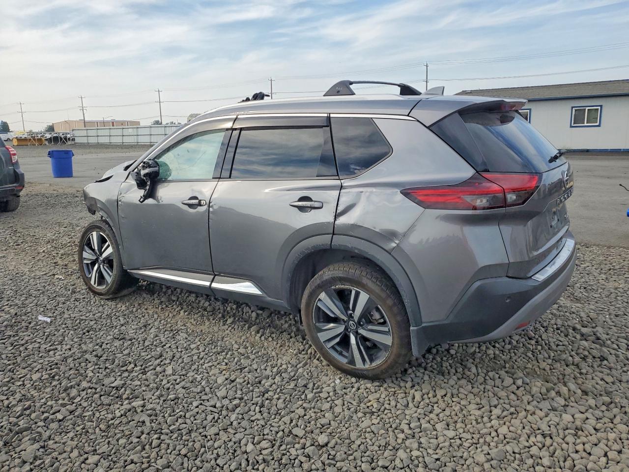 2021 NISSAN ROGUE SL — снимка 2