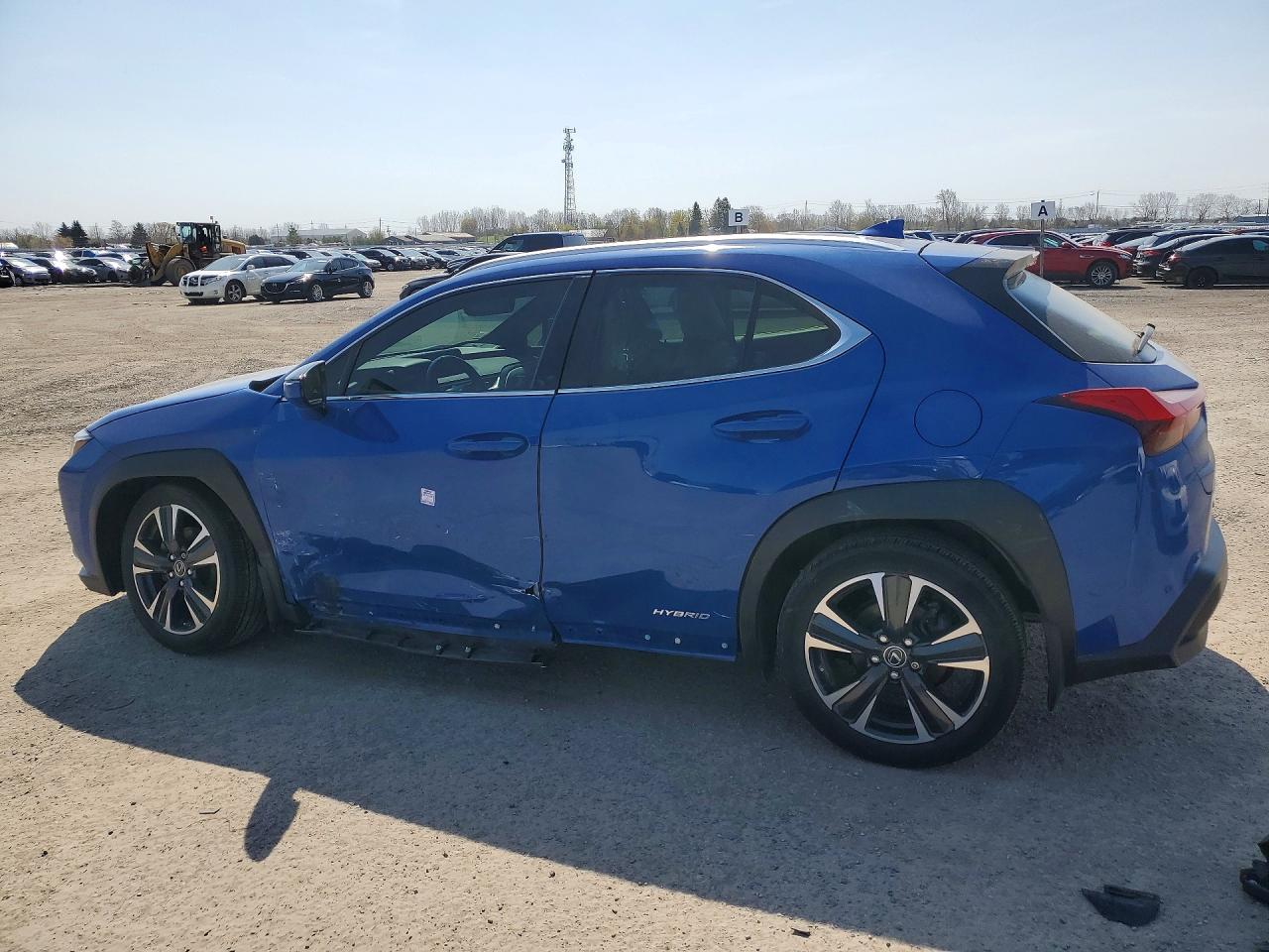 2021 LEXUS UX 250H — снимка 2