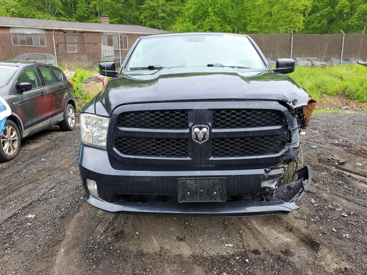 2017 RAM 1500 ST — снимка 5
