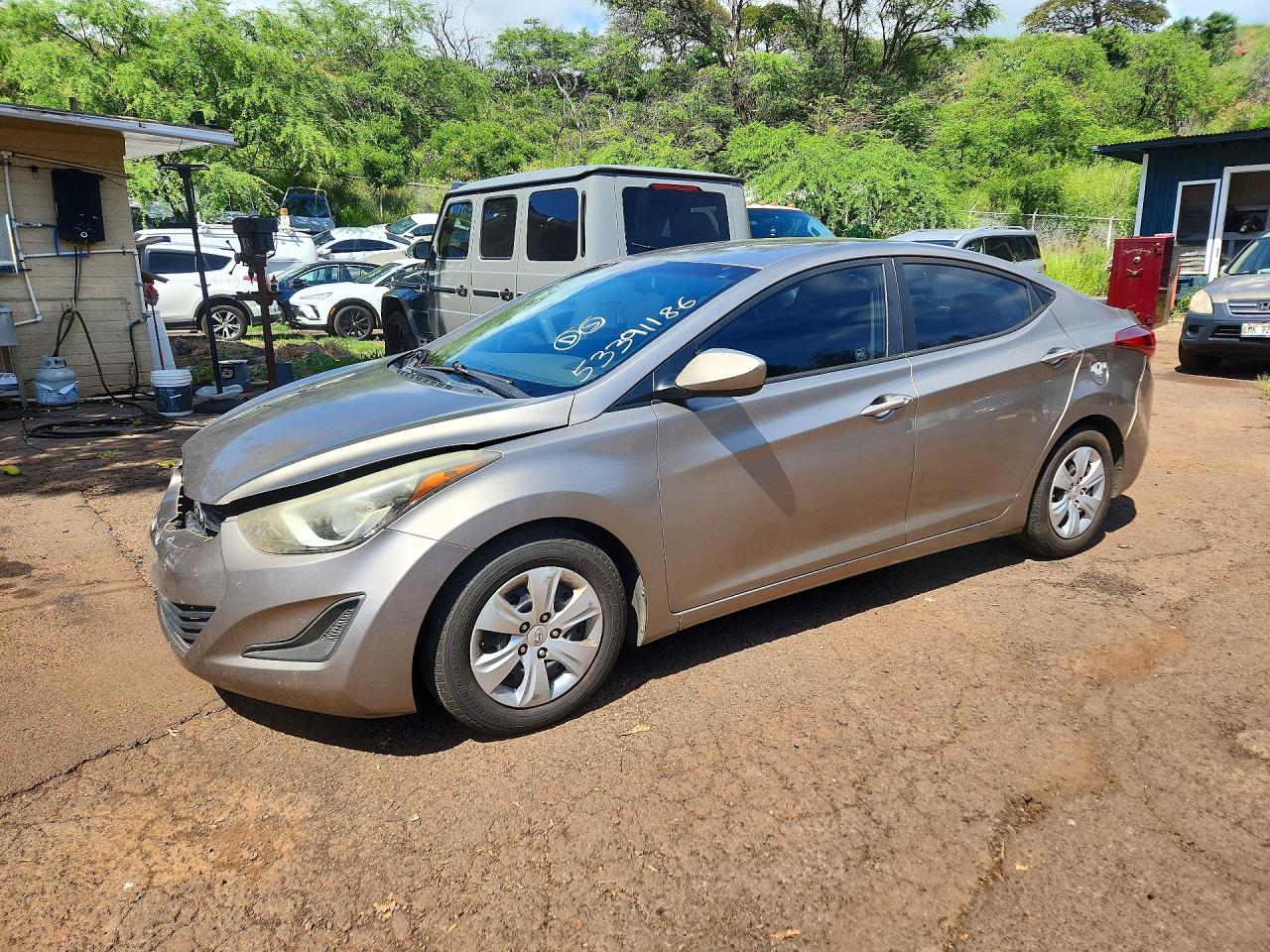 2016 HYUNDAI ELANTRA SE
