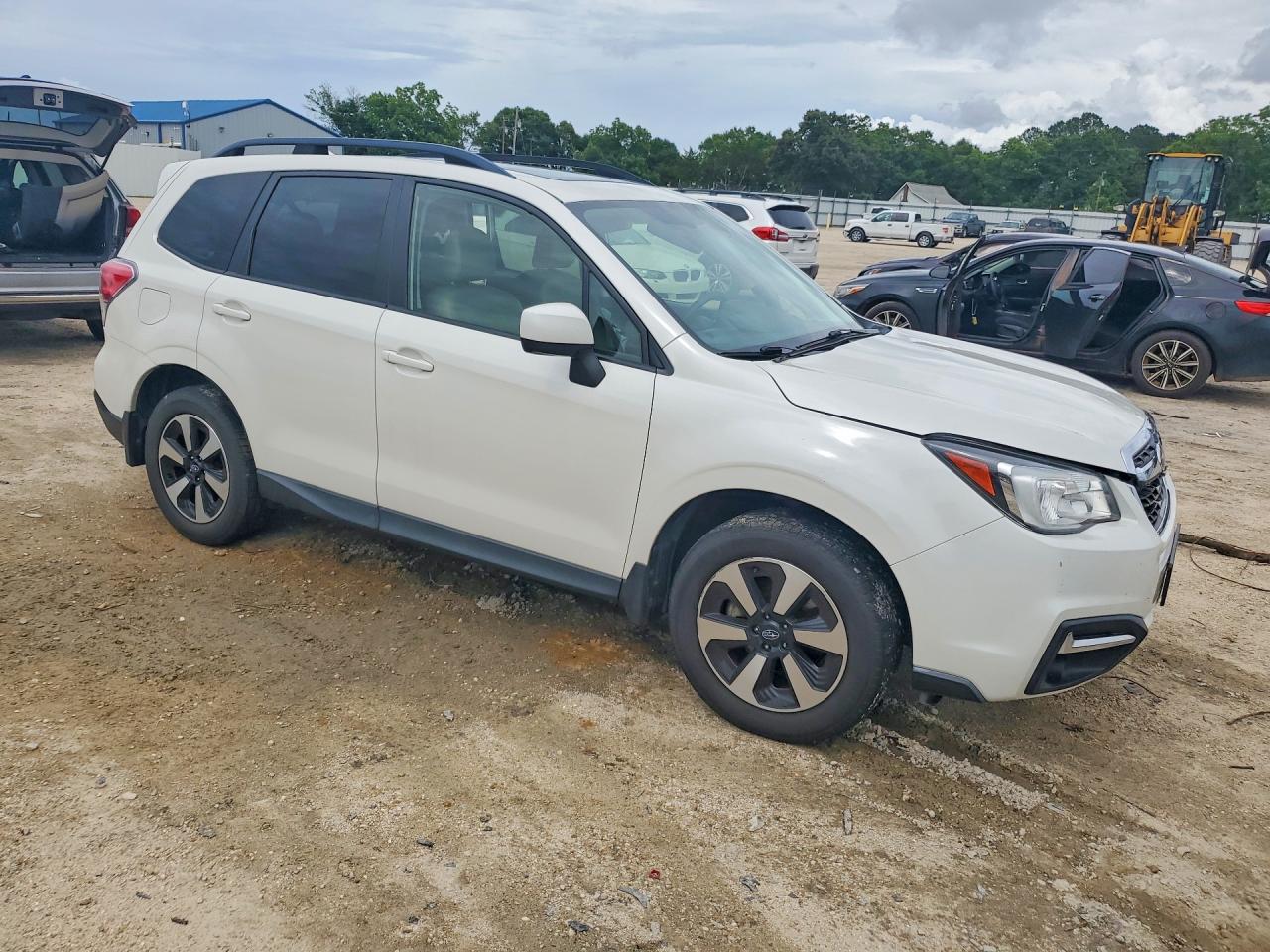 2017 SUBARU FORESTER 2.5I PREMIUM — снимка 4