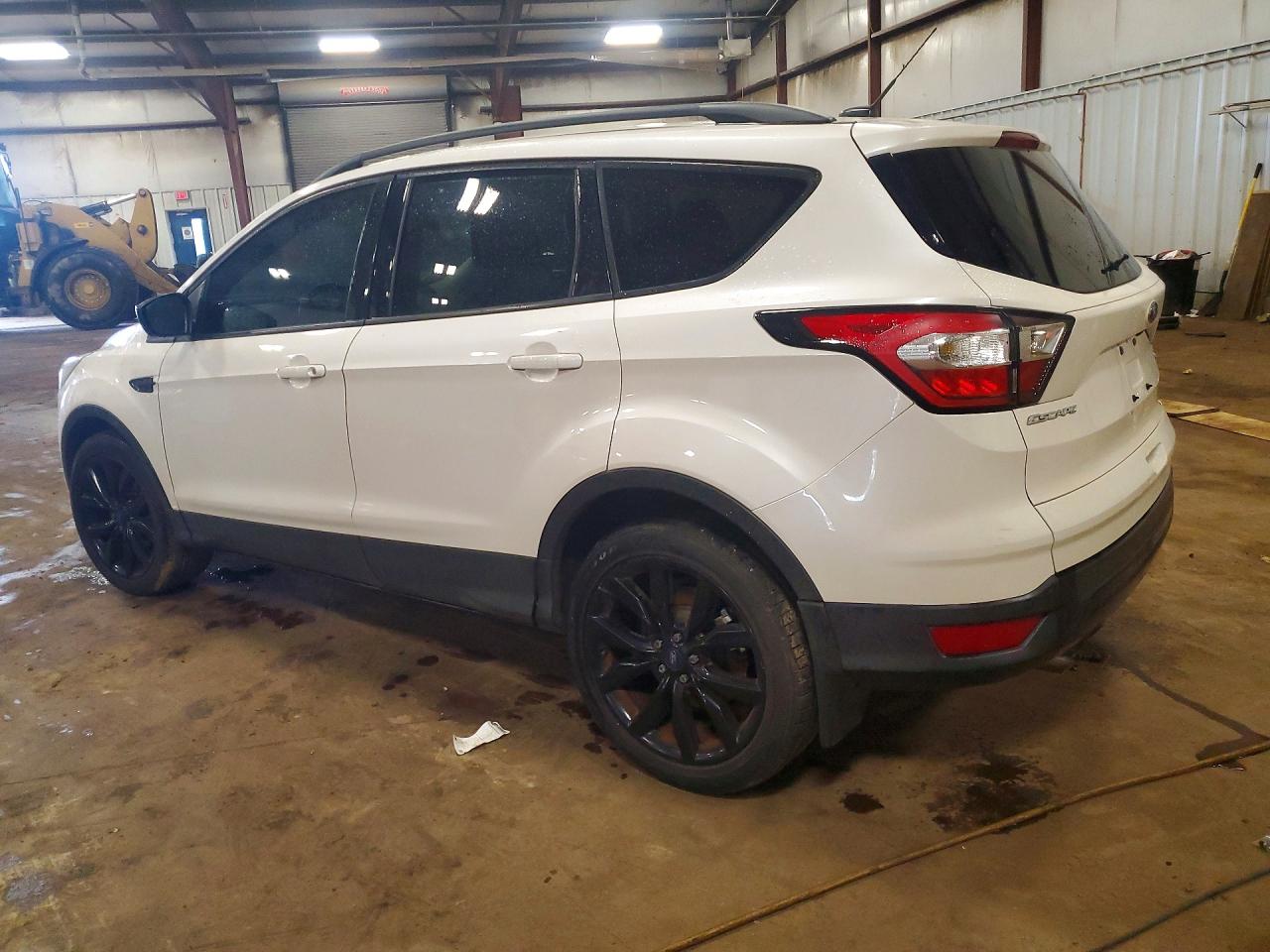 2017 FORD ESCAPE SE — снимка 2