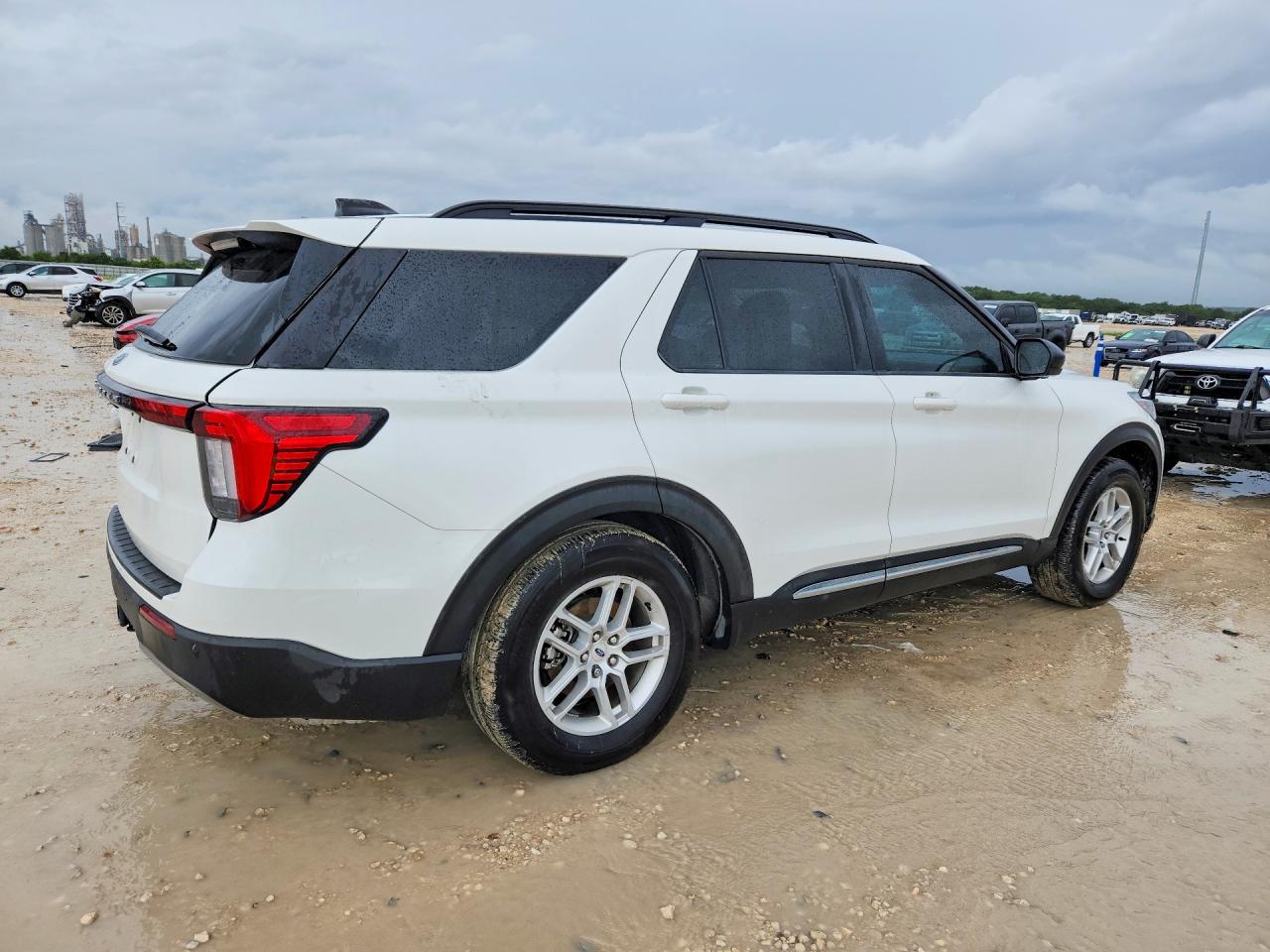 2025 FORD EXPLORER ACTIVE — снимка 3