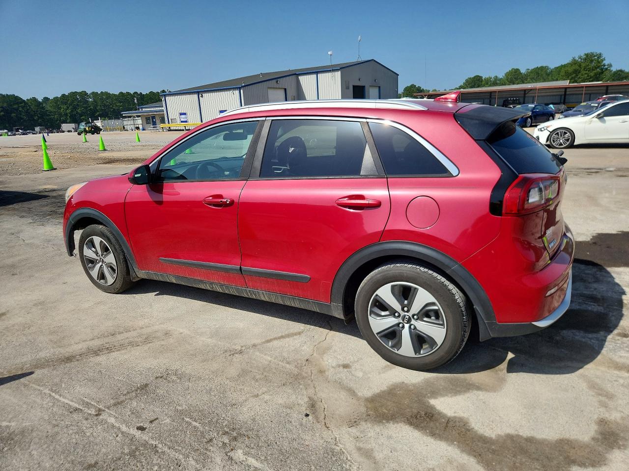 2017 KIA NIRO LX — снимка 2