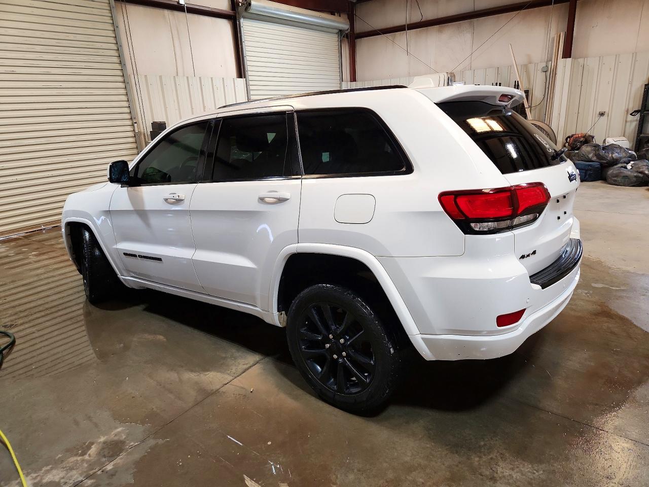 2018 JEEP GRAND CHEROKEE LAREDO — снимка 2